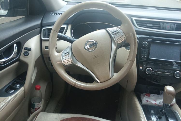 Used Nissan X-Trail 2014 2.0L CVT Smart Edition 2WD Steering Wheel