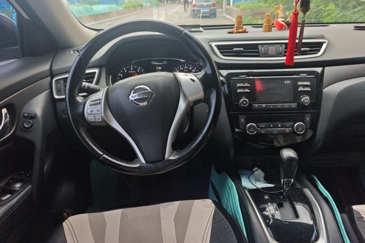Used Nissan X-Trail 2014 2.0L CVT Comfort Edition 2WD Steering Wheel