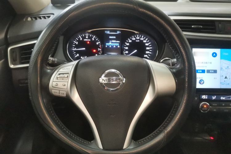 Used Nissan X-Trail 2014 2.5L CVT Leading Edition 4WD Steering Wheel