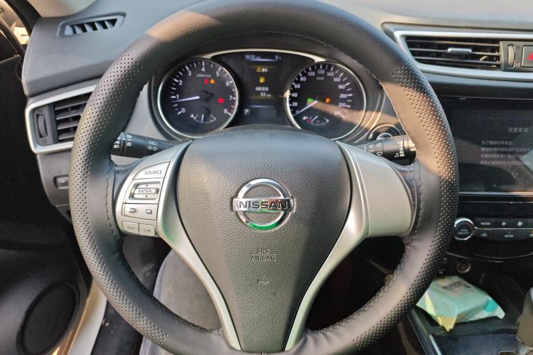 Used Nissan X-Trail 2014 2.5L CVT Leading Edition 4WD Steering Wheel
