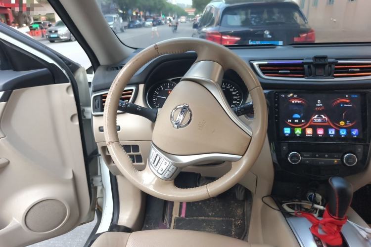 Used Nissan X-Trail 2014 2.0L CVT Comfort Edition 2WD Steering Wheel