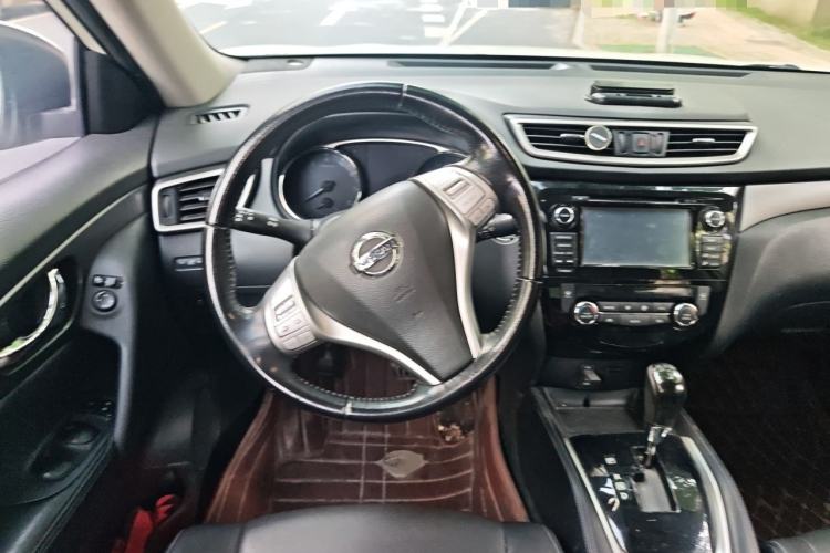Used Nissan X-Trail 2014 2.0L CVT Smart Edition 2WD Steering Wheel