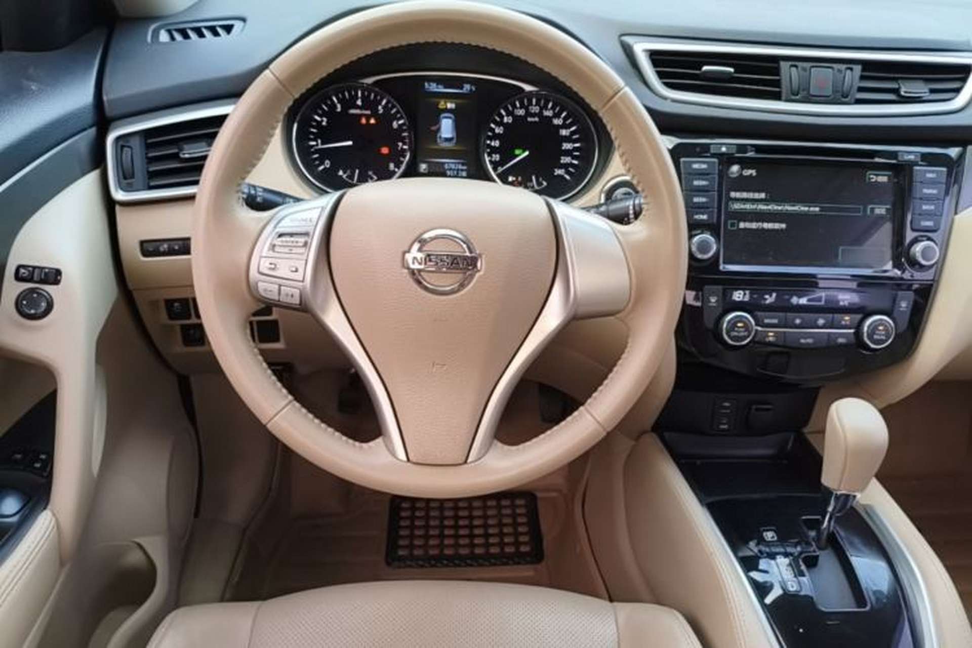 Used Nissan X-Trail 2014 2.0L CVT Comfort Edition 2WD Steering Wheel