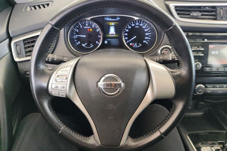 Used Nissan X-Trail 2014 2.0L CVT Comfort Edition 2WD Steering Wheel