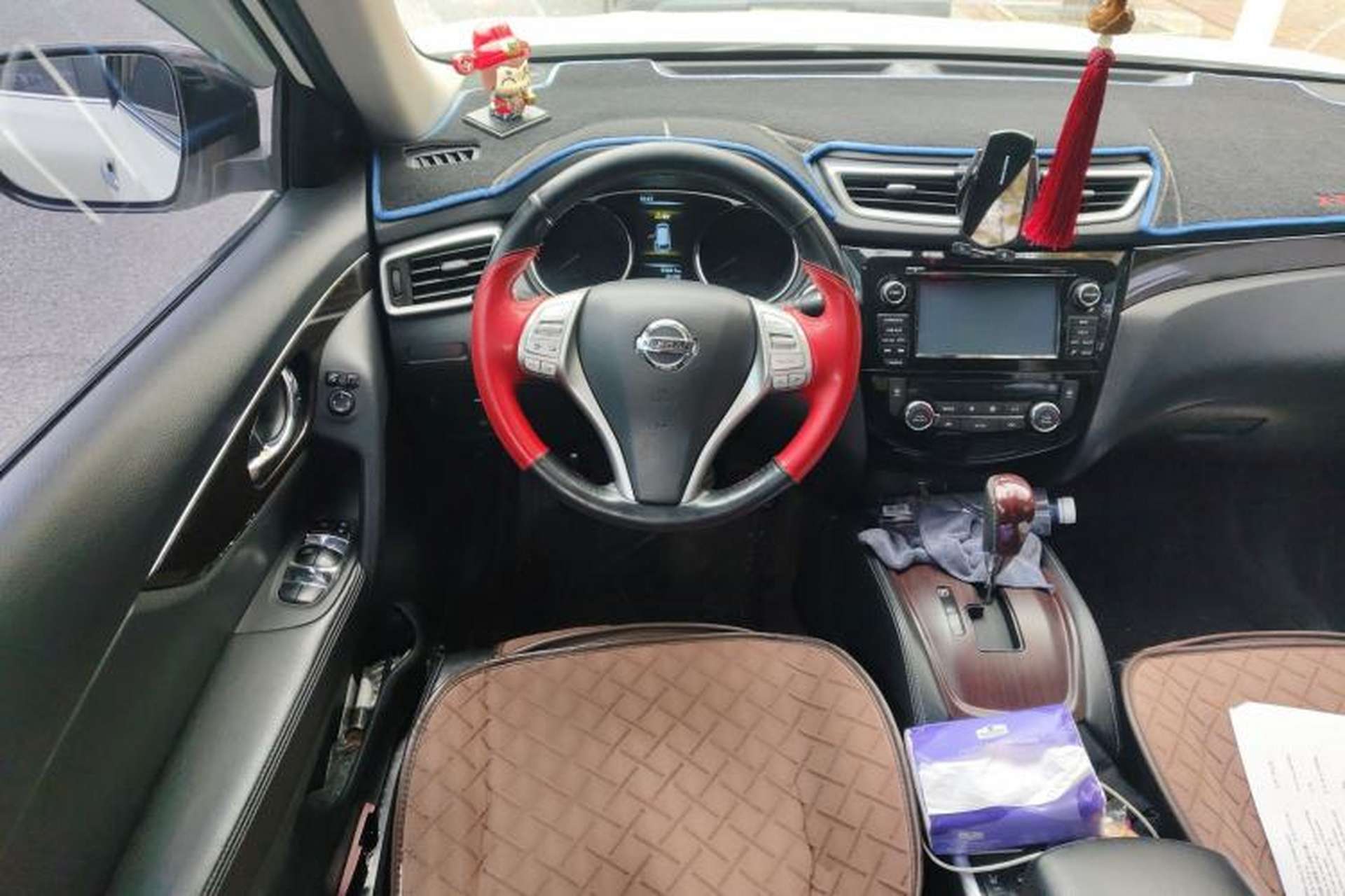 Used Nissan X-Trail 2014 2.5L CVT Ultimate Edition 4WD Steering Wheel
