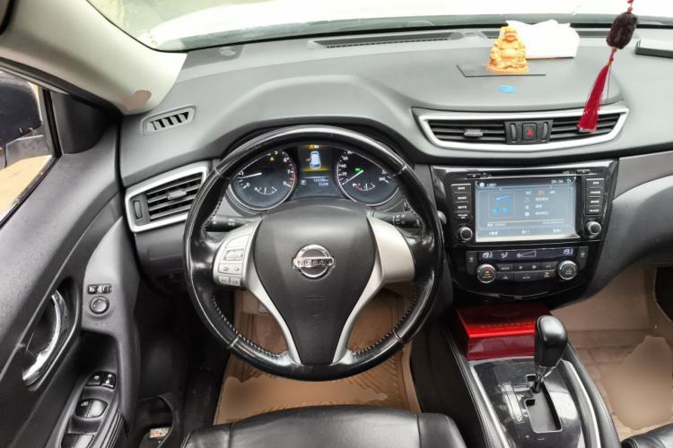 Used Nissan X-Trail 2014 2.0L CVT Comfort Edition 2WD Steering Wheel