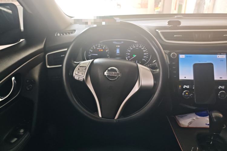 Used Nissan X-Trail 2014 2.0L CVT Comfort Edition 2WD Steering Wheel