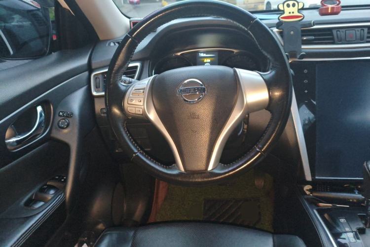 Used Nissan X-Trail 2014 2.0L CVT Comfort Edition 2WD Steering Wheel