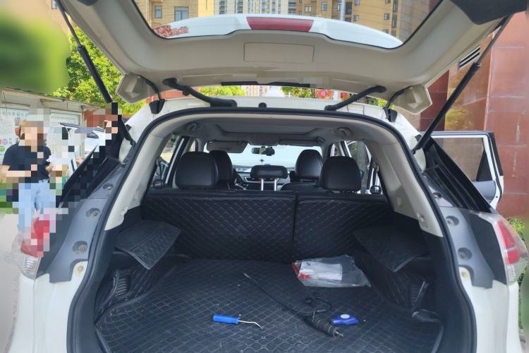 Used Nissan X-Trail 2014 2.0L CVT Comfort Edition 2WD Trunk