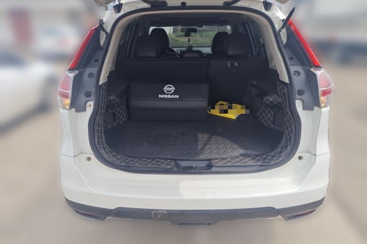 Used Nissan X-Trail 2014 2.0L CVT Comfort Edition 2WD Trunk