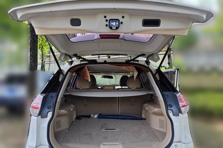 Used Nissan X-Trail 2014 2.0L CVT Comfort Edition 2WD Trunk