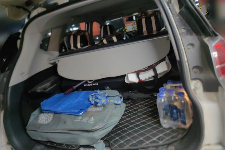 Used Nissan X-Trail 2014 2.0L CVT Comfort Edition 2WD Trunk