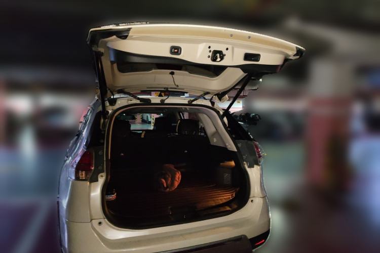 Used Nissan X-Trail 2014 2.5L CVT Luxury Edition 4WD Trunk