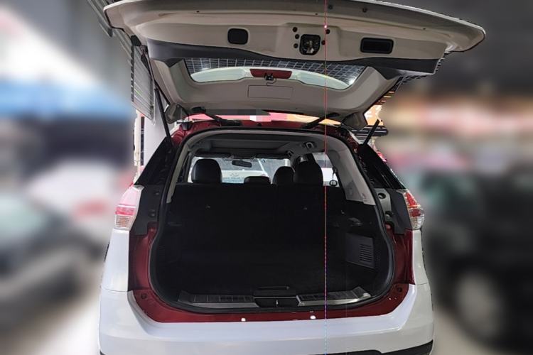 Used Nissan X-Trail 2014 2.0L CVT Smart Edition 2WD Trunk