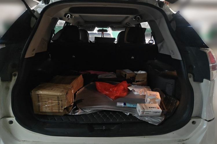 Used Nissan X-Trail 2014 2.0L CVT Comfort Edition 2WD Trunk