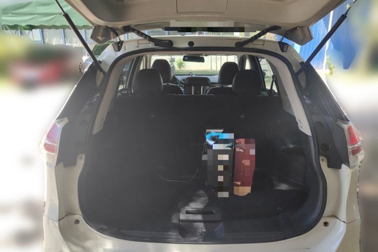 Used Nissan X-Trail 2014 2.0L CVT Comfort Edition 2WD Trunk