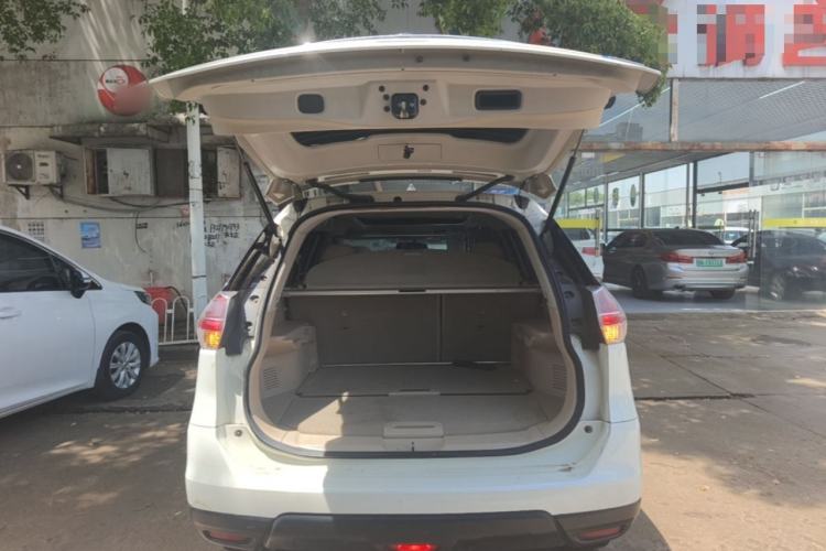 Used Nissan X-Trail 2014 2.0L CVT Comfort Edition 2WD Trunk