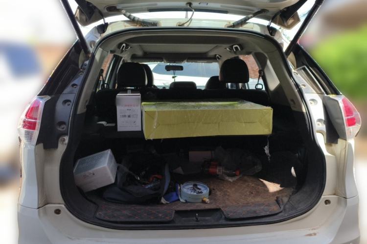 Used Nissan X-Trail 2014 2.5L CVT Ultimate Edition 4WD Trunk