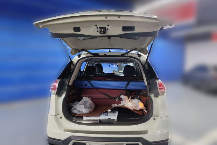 Used Nissan X-Trail 2014 2.0L CVT Comfort Edition 2WD Trunk