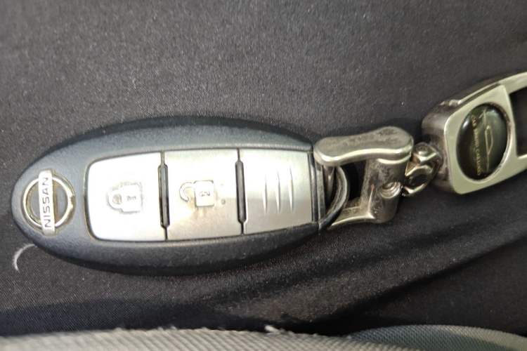 Used Nissan X-Trail 2014 2.0L CVT Comfort Edition 2WD Vehicle Key