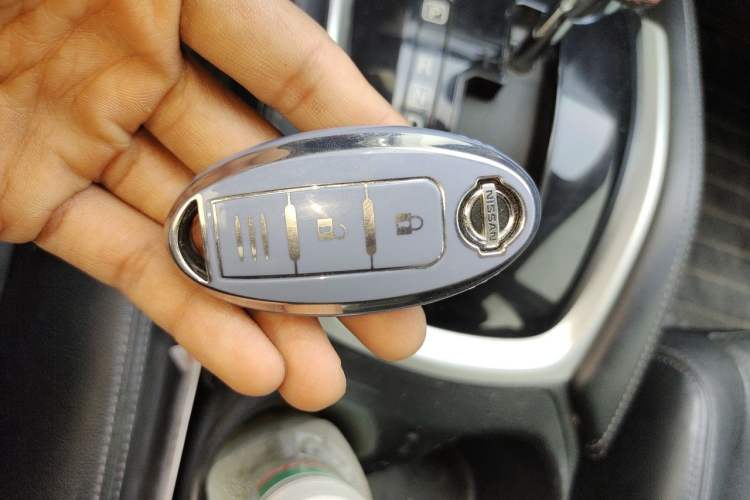 Used Nissan X-Trail 2014 2.0L CVT Comfort Edition 2WD Vehicle Key