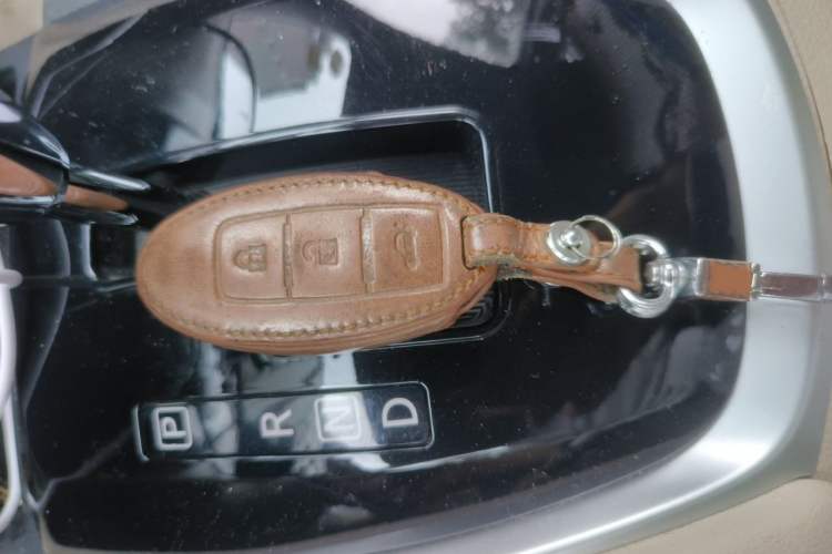 Used Nissan X-Trail 2014 2.0L CVT Comfort Edition 2WD Vehicle Key