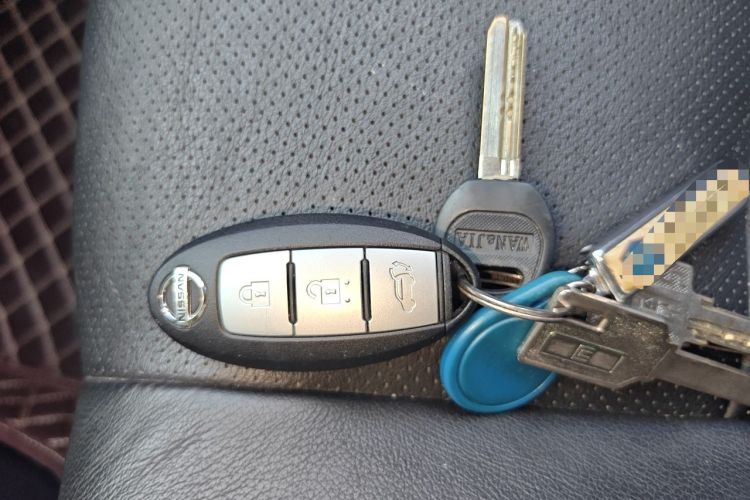 Used Nissan X-Trail 2014 2.5L CVT Ultimate Edition 4WD Vehicle Key