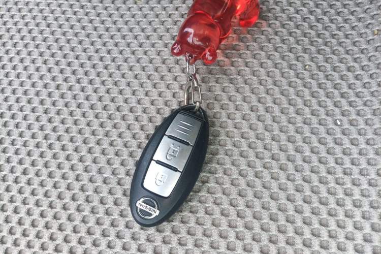 Used Nissan X-Trail 2014 2.0L CVT Comfort Edition 2WD Vehicle Key