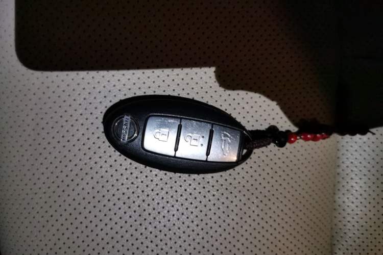 Used Nissan X-Trail 2014 2.0L CVT Comfort Edition 2WD Vehicle Key