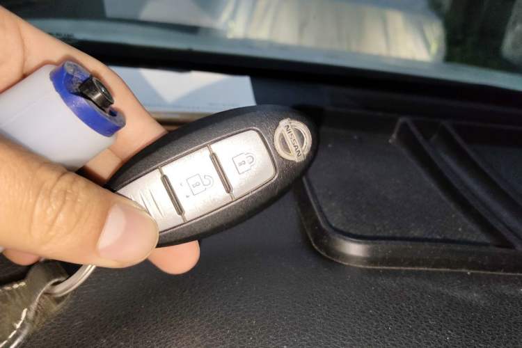 Used Nissan X-Trail 2014 2.0L CVT Comfort Edition 2WD Vehicle Key