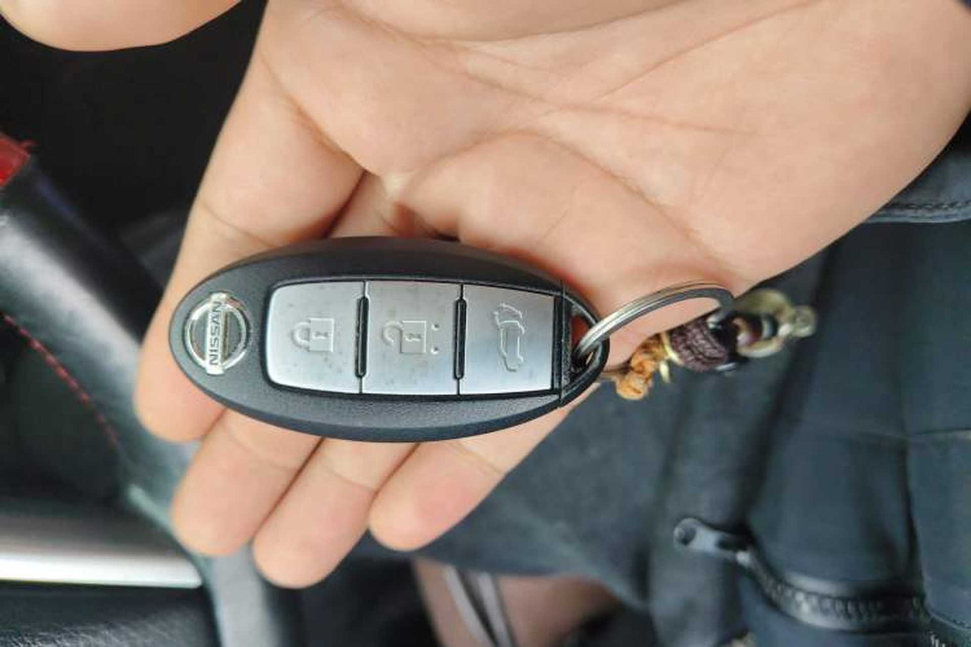 Used Nissan X-Trail 2014 2.5L CVT Ultimate Edition 4WD Vehicle Key