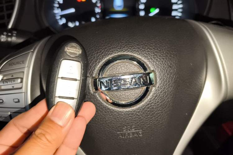 Used Nissan X-Trail 2014 2.0L CVT Comfort Edition 2WD Vehicle Key
