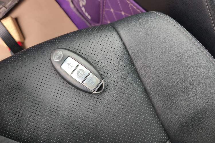 Used Nissan X-Trail 2014 2.0L CVT Comfort Edition 2WD Vehicle Key