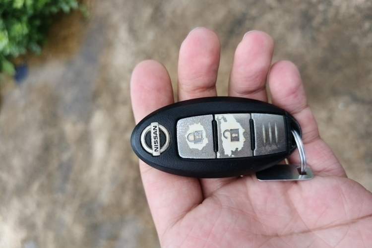Used Nissan X-Trail 2014 2.0L CVT Comfort Edition 2WD Vehicle Key