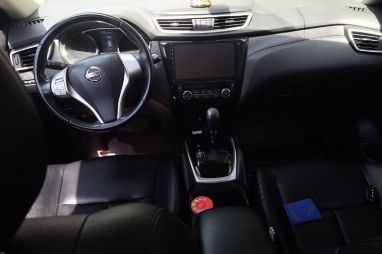Used Nissan X-Trail 2014 2.0L CVT Comfort Edition 2WD Center Console