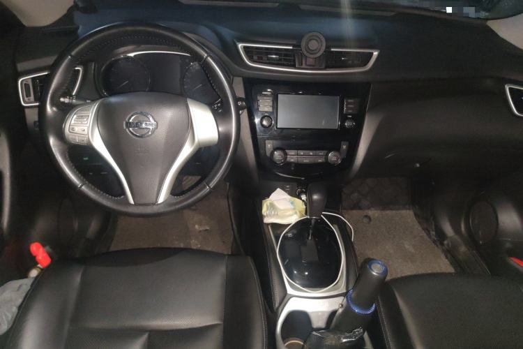 Used Nissan X-Trail 2014 2.0L CVT Comfort Edition 2WD Center Console