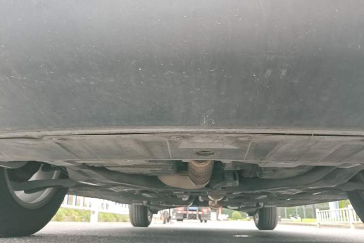 Used Nissan X-Trail 2014 2.5L CVT Leading Edition 4WD Chassis Front