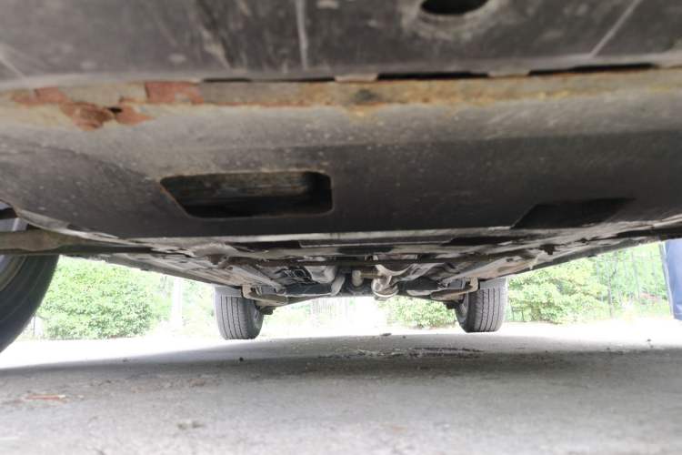 Used Nissan X-Trail 2014 2.5L CVT Leading Edition 4WD Chassis Front