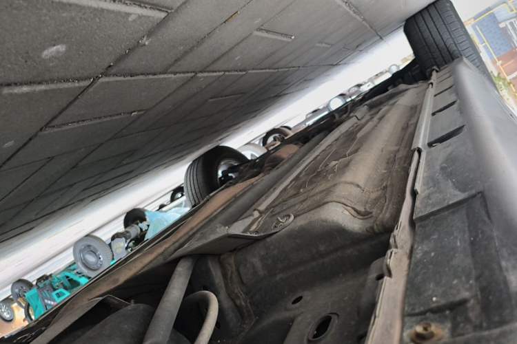 Used Nissan X-Trail 2014 2.0L CVT Comfort Edition 2WD Chassis Rear Left
