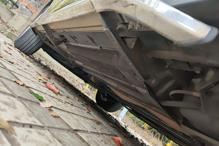 Used Nissan X-Trail 2014 2.0L CVT Comfort Edition 2WD Chassis Rear Left