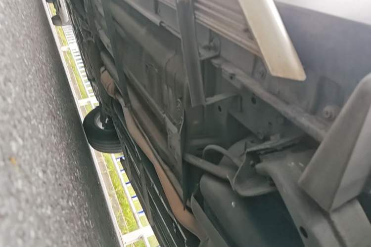 Used Nissan X-Trail 2014 2.5L CVT Leading Edition 4WD Chassis Rear Left