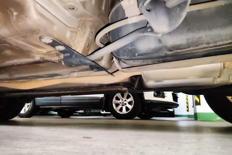 Used Nissan X-Trail 2014 2.0L CVT Comfort Edition 2WD Chassis Rear Left