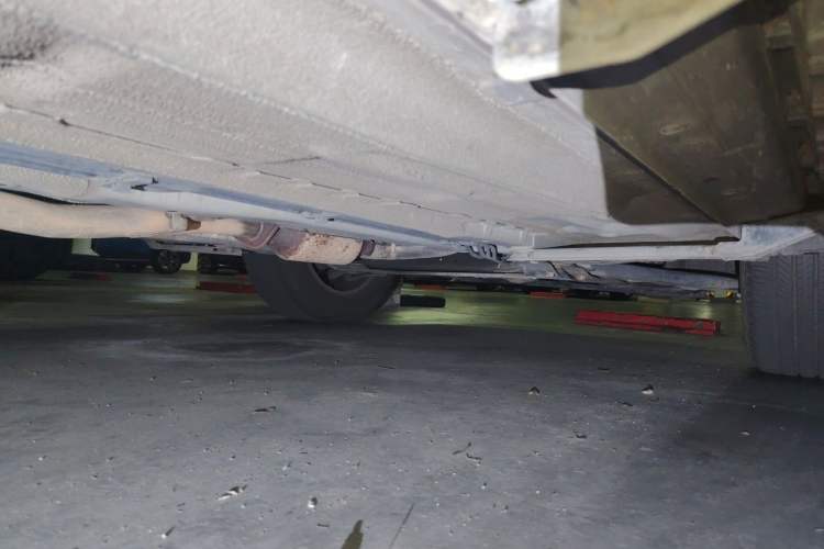 Used Nissan X-Trail 2014 2.5L CVT Leading Edition 4WD Chassis Rear