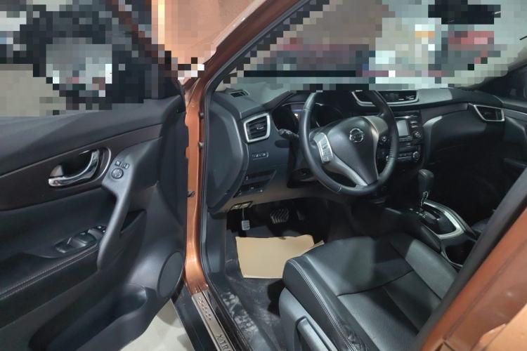 Used Nissan X-Trail 2014 2.0L CVT Comfort Edition 2WD Driver Seat