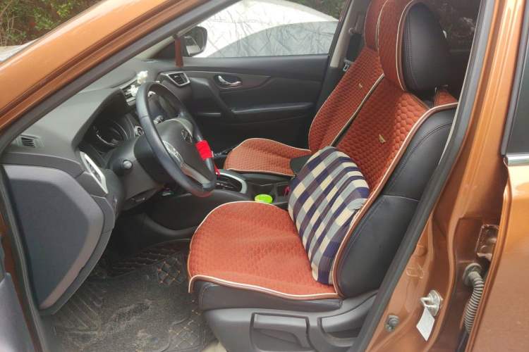 Used Nissan X-Trail 2014 2.0L CVT Comfort Edition 2WD Driver Seat