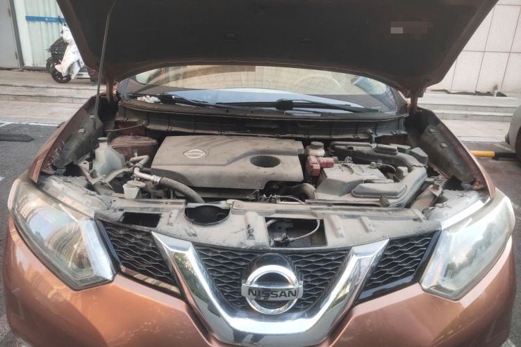 Used Nissan X-Trail 2014 2.0L CVT Comfort Edition 2WD Engine Bay