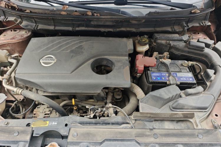 Used Nissan X-Trail 2014 2.0L CVT Comfort Edition 2WD Engine Bay