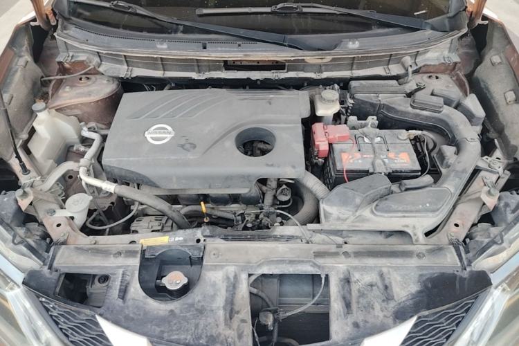 Used Nissan X-Trail 2014 2.0L CVT Comfort Edition 2WD Engine Bay