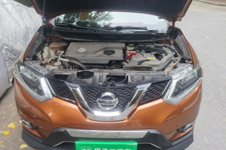 Used Nissan X-Trail 2014 2.0L CVT Comfort Edition 2WD Engine Bay
