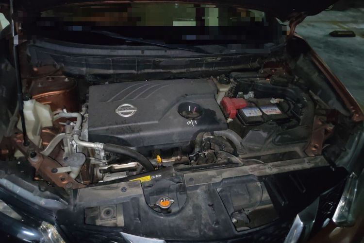Used Nissan X-Trail 2014 2.0L CVT Smart Edition 2WD Engine Bay
